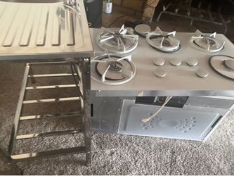 Aluminum kitchen sink, gas stove, microwave for sale