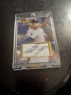 Supreme Cuts Shohei Ohtani Auto facsimile custom Free Magnetic case