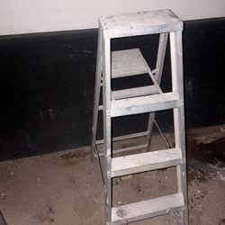 Escalera 4’