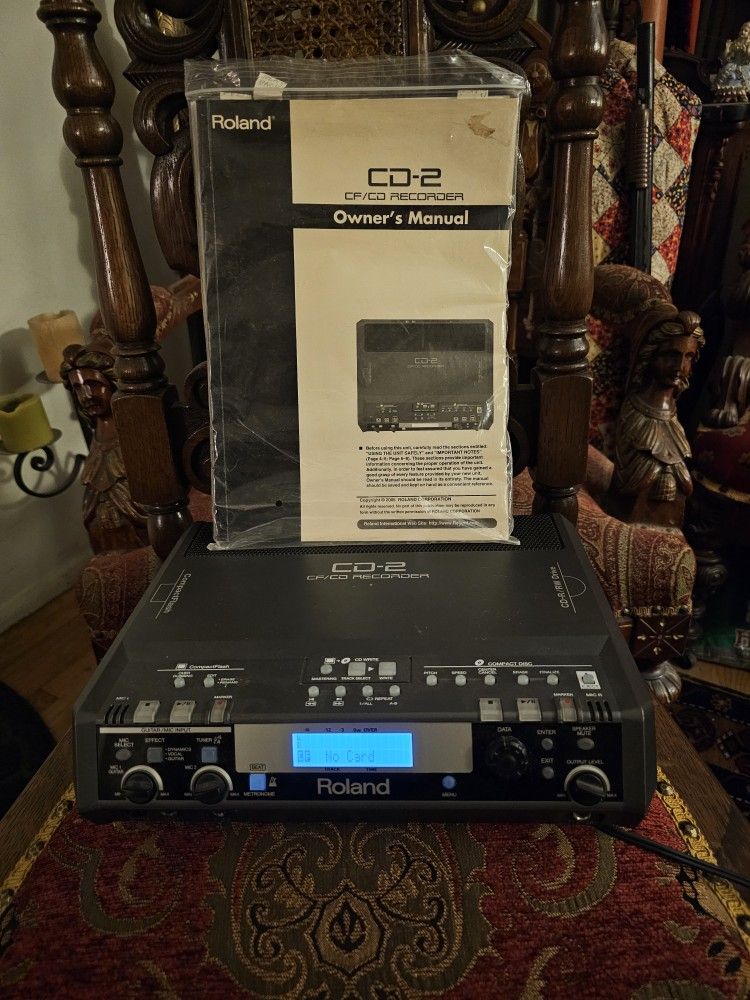 Roland CD - 2 Recorder With Original Factory Manual ! Great Condition! 