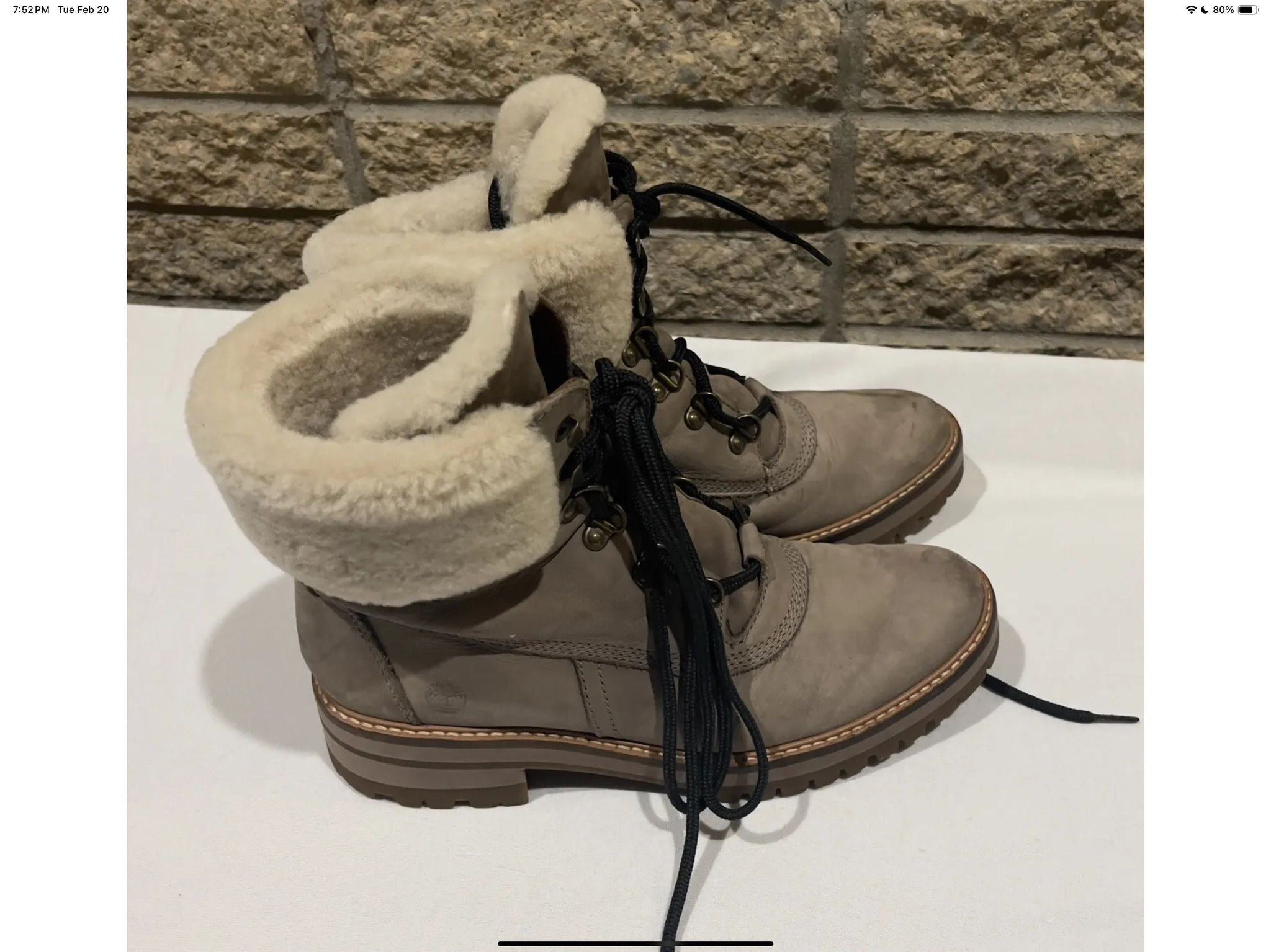 Women’s Timberland Boots With Fur Size 9.5