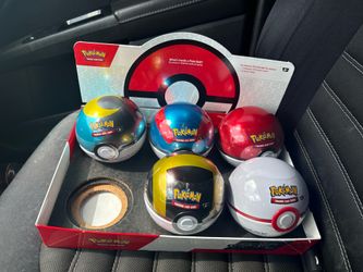 POKEBALL TINS