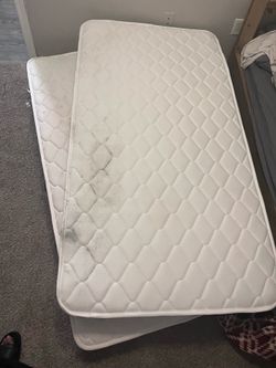 Twin size mattresses