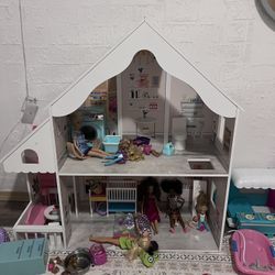 Doll House 