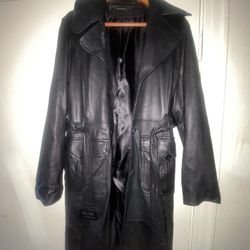 DKNY  Sleek genuine leather long vintage women’s coat   