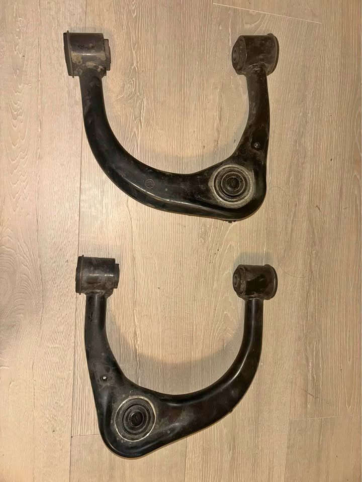 OEM 5th Gen 4Runner Upper Control Arms