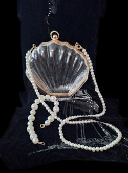  Clear Shell Shaped Clutch Or Shoulder/Crossbody Purse-Like New