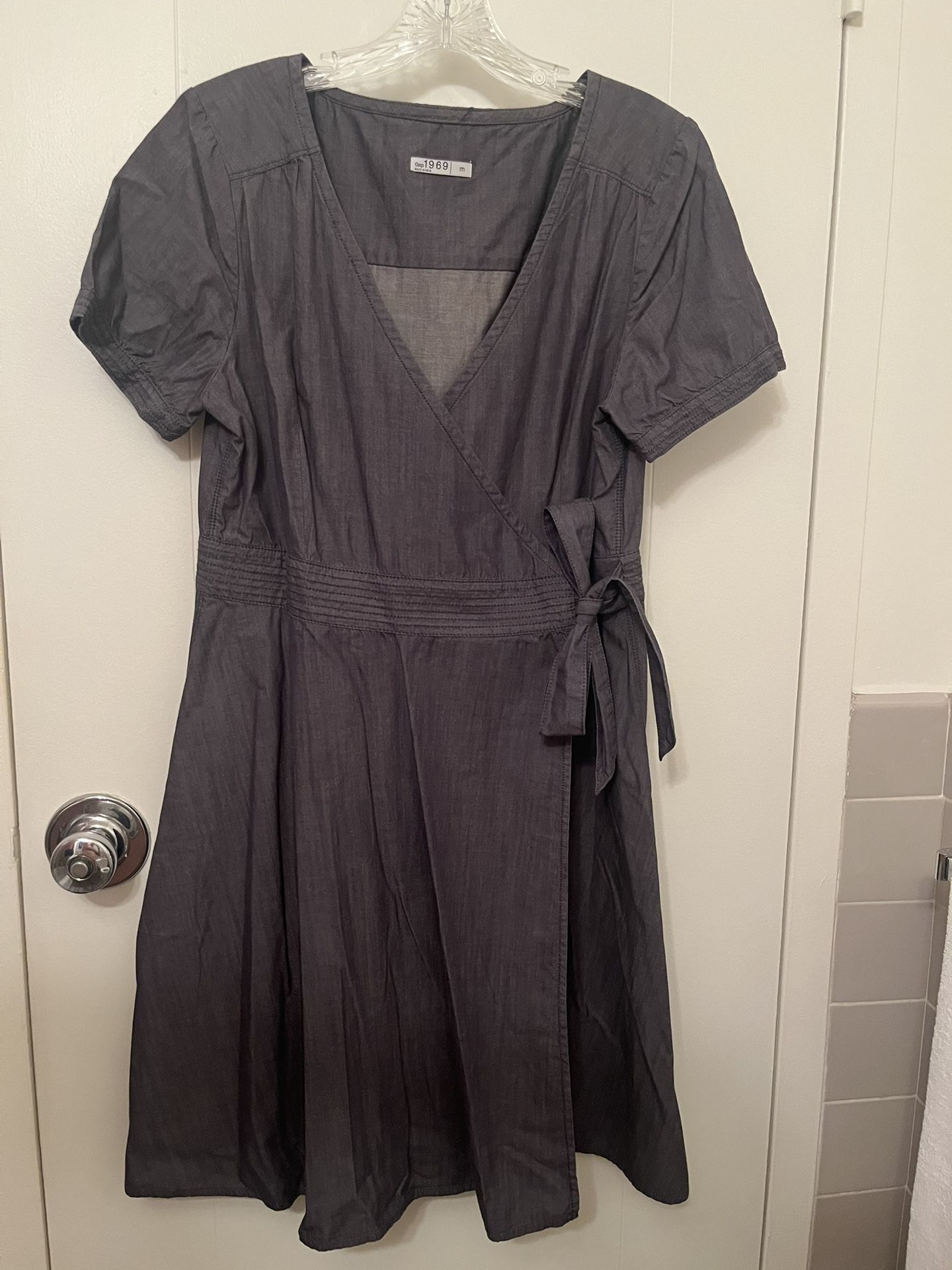 Dress By Gap