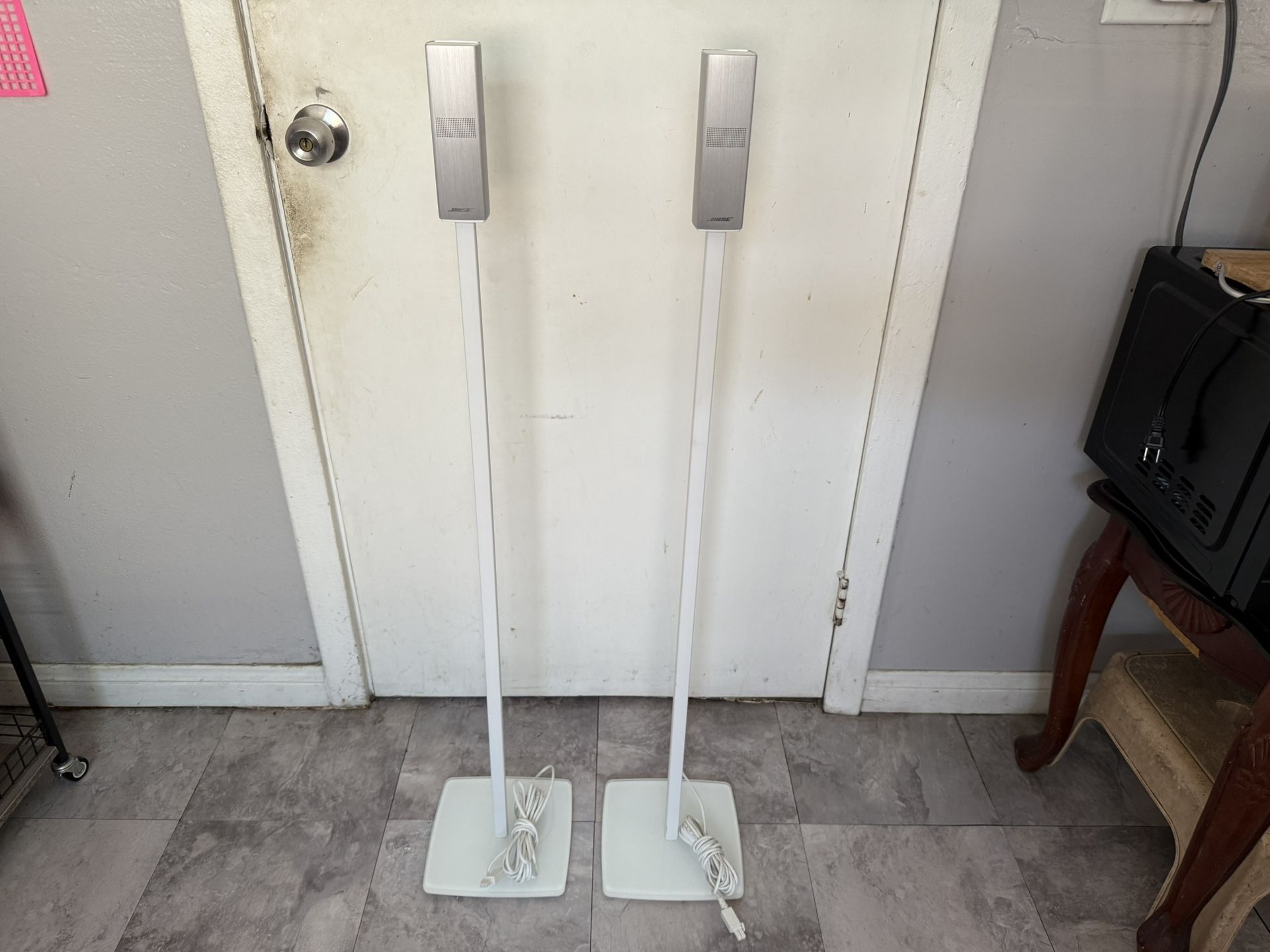 Bose Surround Speakers 700 With Stands