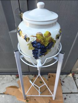 Ceramic Water Dispenser w/stand