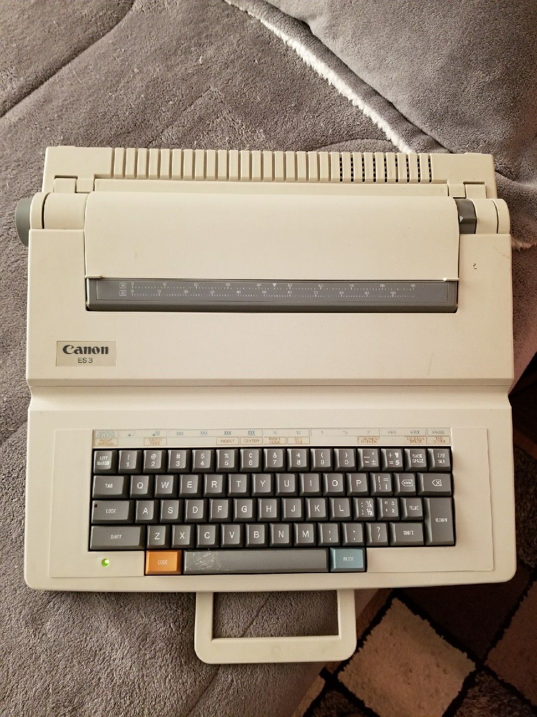 Canon ES3 Typewriter Almost New