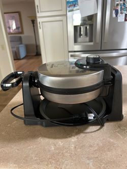 Waffle maker