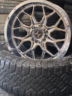 Set of brand new rims 20x10 chrome HARDCORE 6x139 and 6x135 with tires like new Goodyear wrangler duratrac 275/60R20
