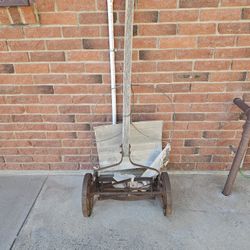 1800 Push Lawn Mower