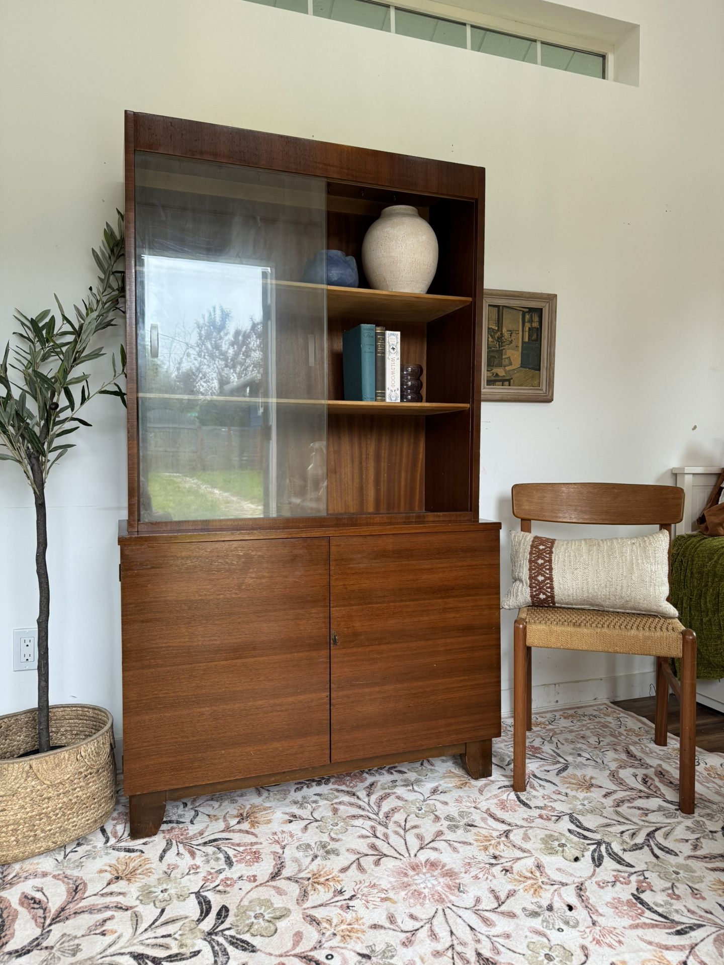 MCM Wood Hutch