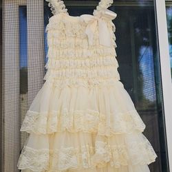 Ruffle Girl Dress Size  5/7