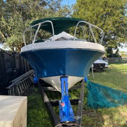 Dusky Fisherman Boat (Running)