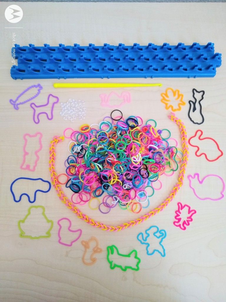 Rainbow Loom (Cra-Z-Loom) Kit With Animal Rubber Bands