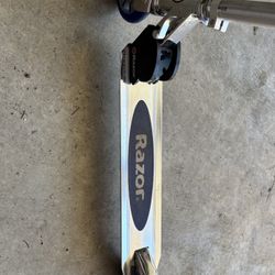 Razor Scooter 