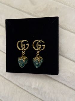 Vintage Gold Strawberry Earrings 