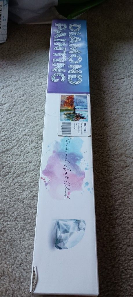 Four Season Stree Diamond Shape Square Size 40X50CM New in box 