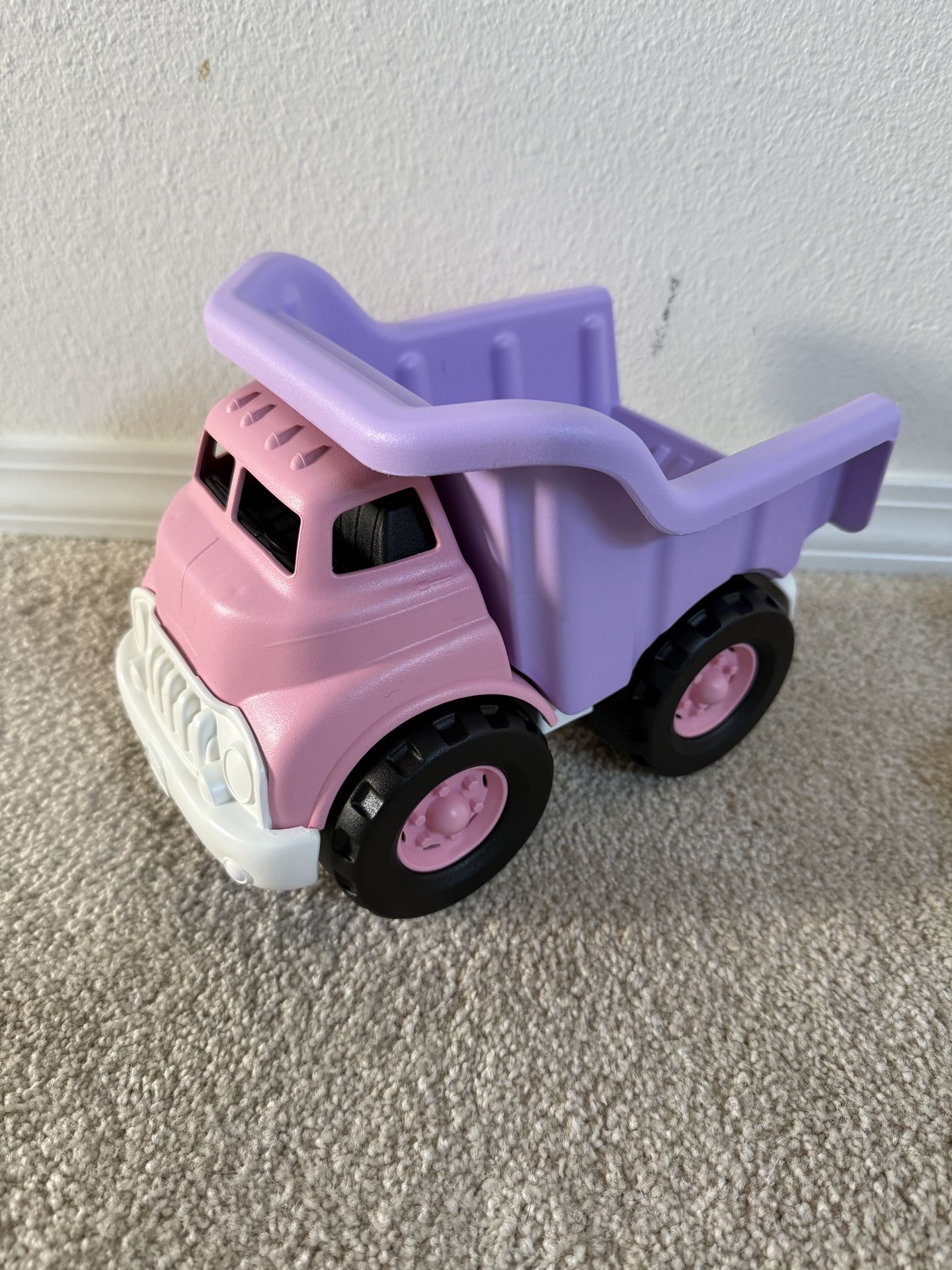 Dump Truck With Toys