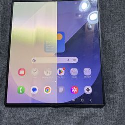 Samsung Galaxy Z Fold 6. ⚠️ Read ‼️