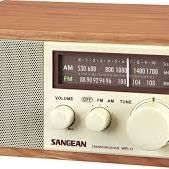 Sargean WR-11 Wood Cabinet AM/FM Table Top Analog Wooden Radio