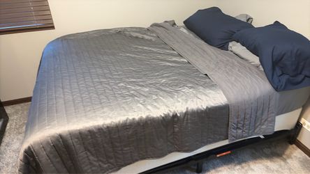 Queen Bed