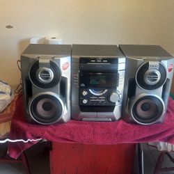 Sony Stereo With Hybrid Dual Woofer