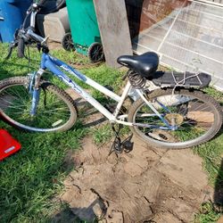 Bicycle  For Sale 40.00 Makeoffer If I Interested 