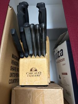 Chicago Cutlery Knife Set with Wood Block