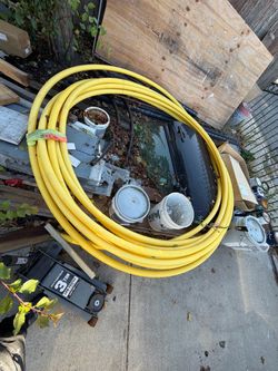 Yellow gas Pipe 1/2” 100 ft