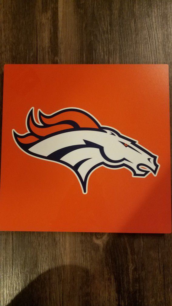 Broncos Logo Picture