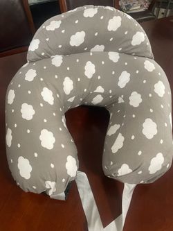 Mom and Baby nursing/feeding items