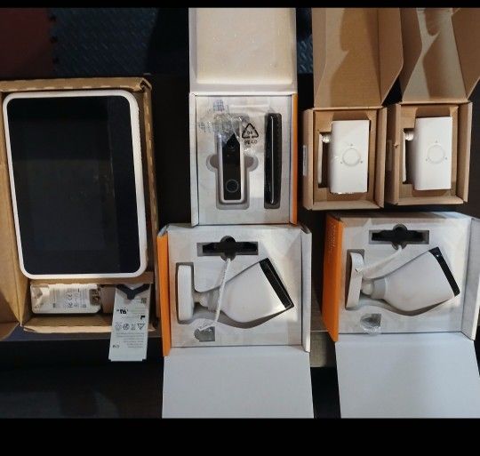 VIVINT WiFi Home Security System