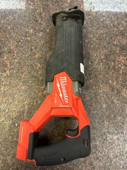 Milwaukee fuel m18 Sawzal TOOL ONLY