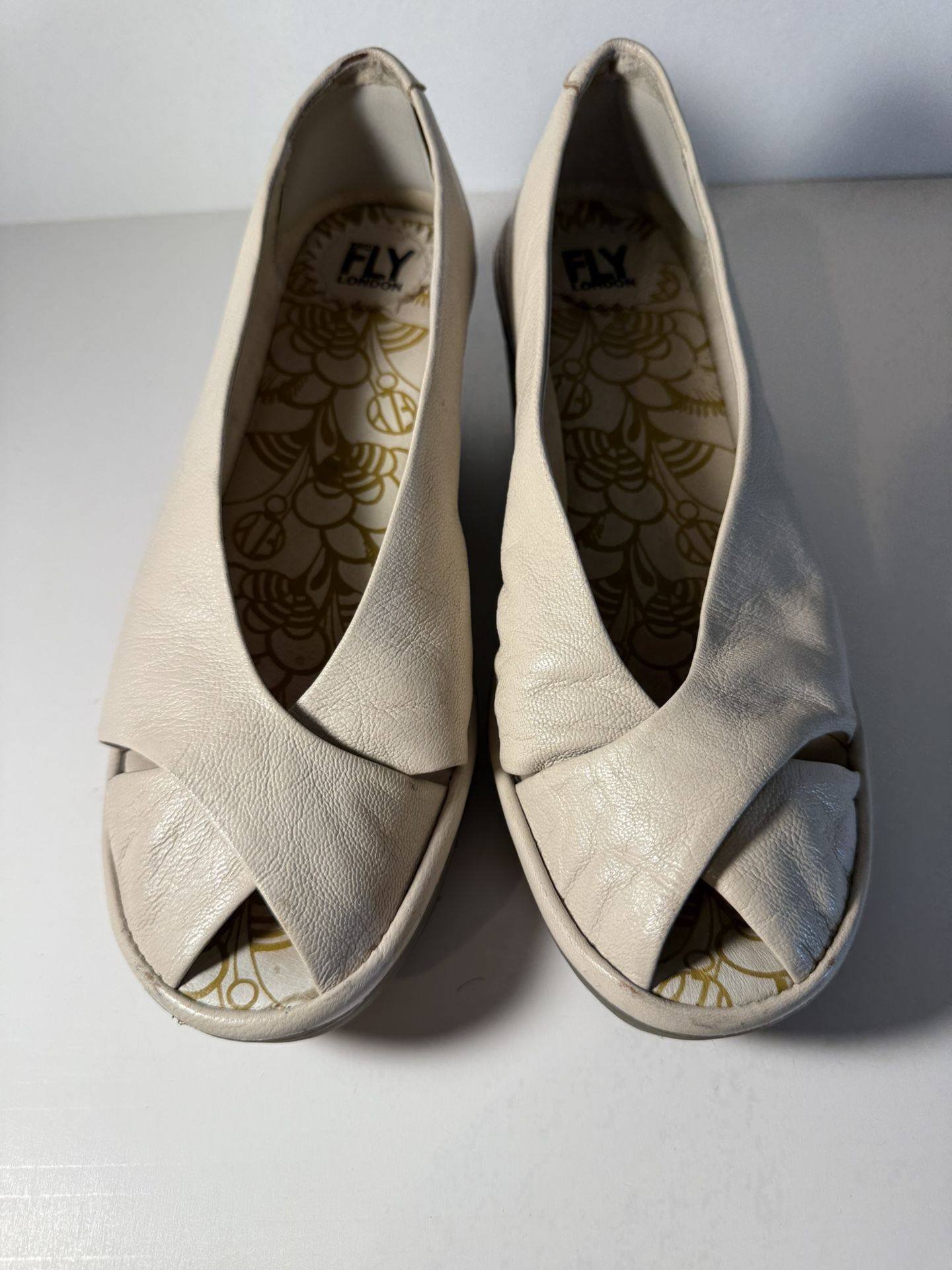 Fly London Woman’s Peep Toe Wedge Shoes Size 10