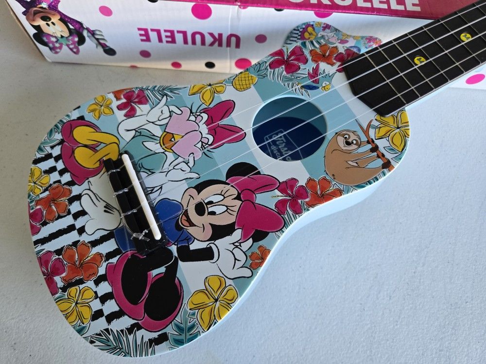 Guitar Girl