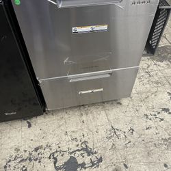 Fisher & Paykal Double Drawer Dishwasher In Stainless Steel New Open Box