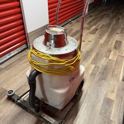 Crusader Commercial Wet & Dry Vacuum