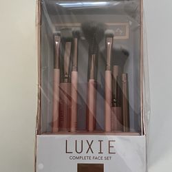 Makeup Brushes