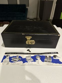 Antique Jewelry Box/Jewel Case