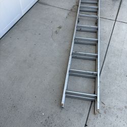 Extension Ladder 16 Feet -great Condition 