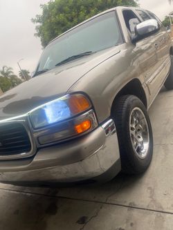 2002 Yukon SHORT barn doors