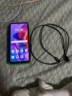 Nice new clean moto g  stylus cell phone with attached pen
