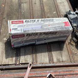 Edelbrock Elite II series valve covers