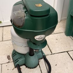 Mosquito Magnet Patriot Plus — Propane Mosquito Trap (1 Acre Coverage)