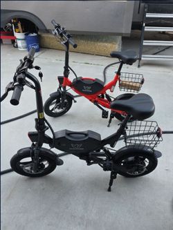 Windhorse Electric Bikes Red And Black New 22mph 35 Mile Distance