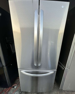 Deal: LG 30" French Door Refrigerator – Stainless, Clean, Works Great